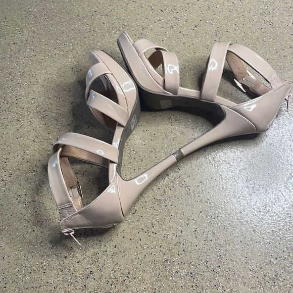 Report Livy Nude Patent Leather Platform Heels 7 - Picture 4 of 12